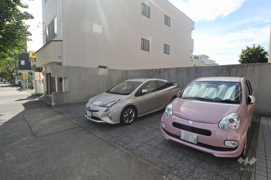 敷地内駐車場（屋外平面式）