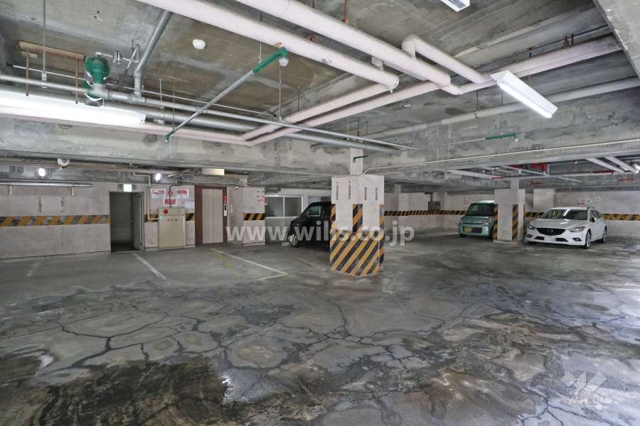 敷地内駐車場(屋内平面式)