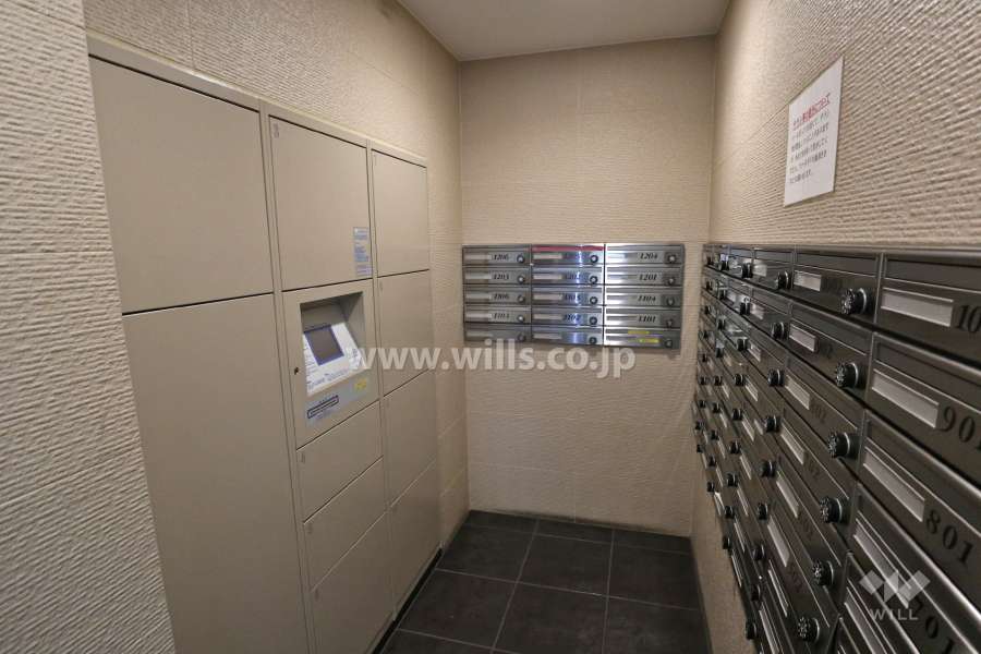 宅配ボックスと共用ポスト