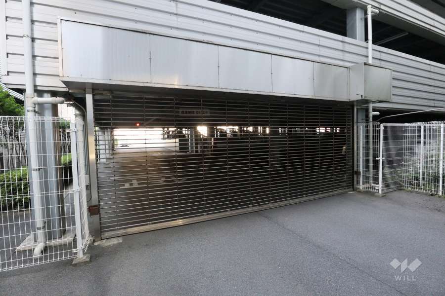 駐車場の出入口