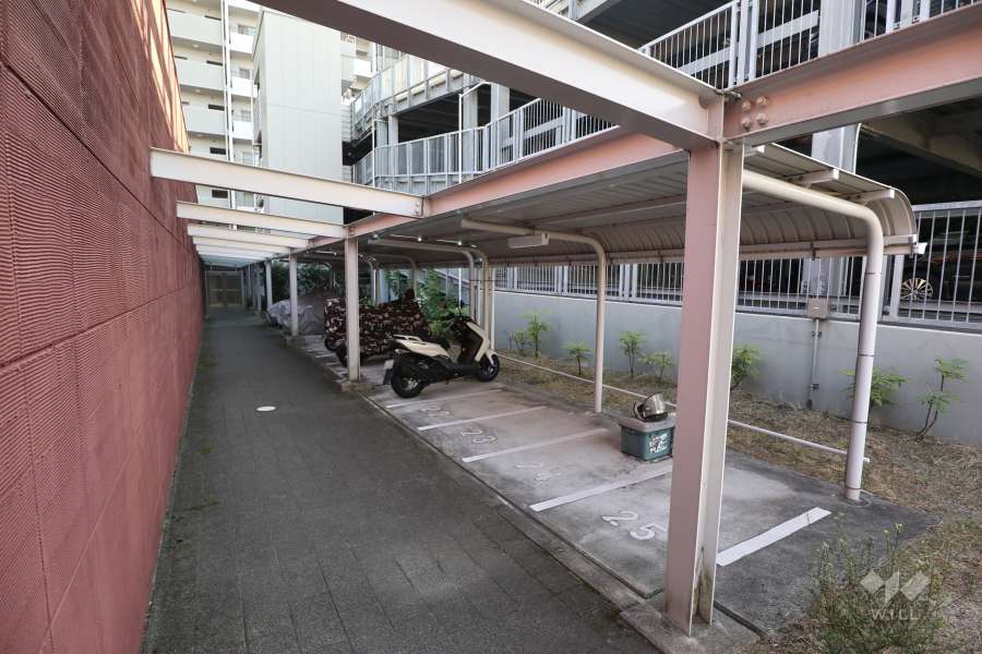 バイク置き場