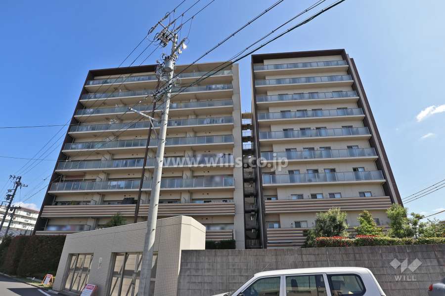 プレミスト庄内通の外観(西側から)