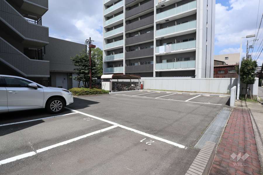 敷地内駐車場（屋外平面式）