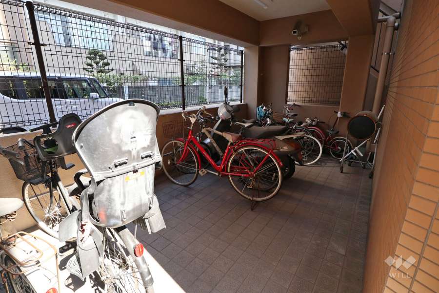 駐輪場、バイク置場