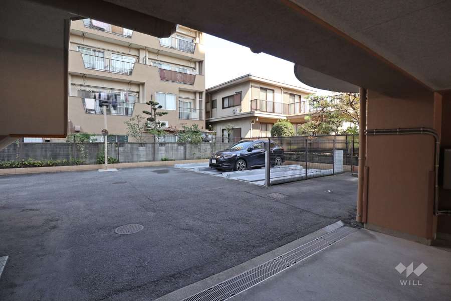 敷地内駐車場（屋外機械式）