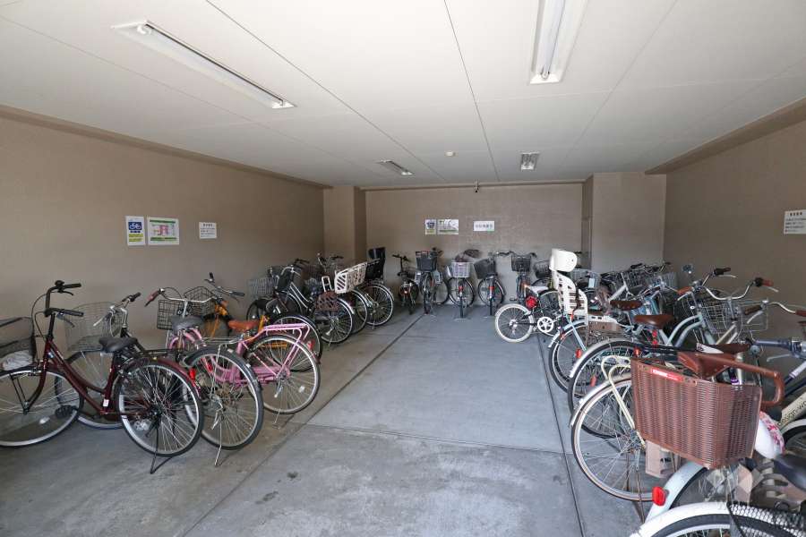 駐輪場