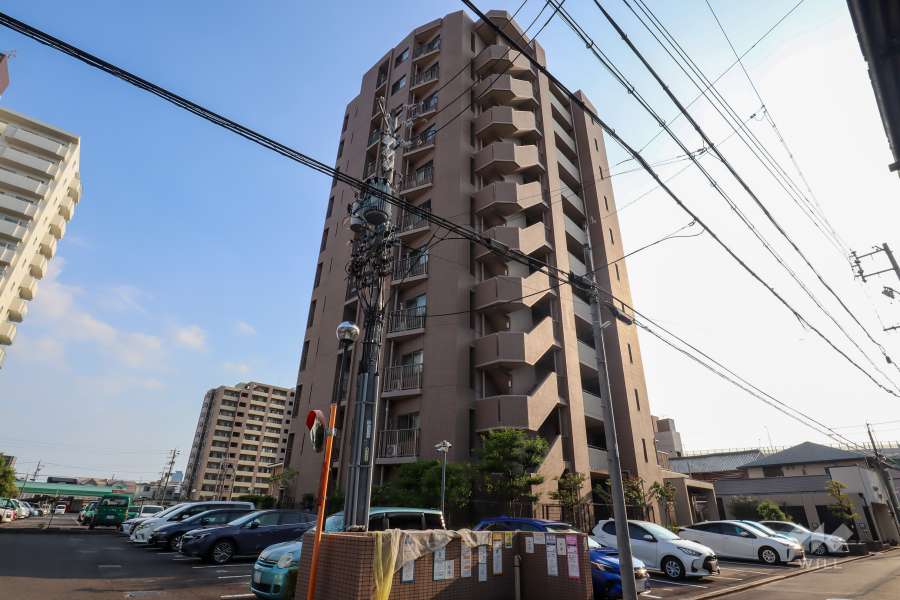 マンションの外観(北東側から)