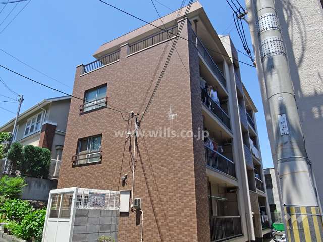 千里マンションB棟の外観（南東側から）
