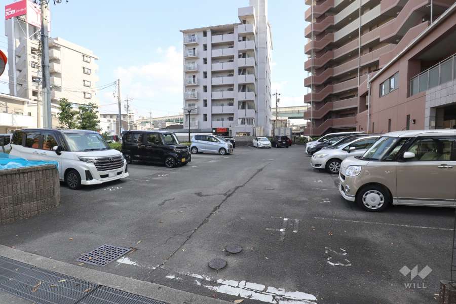 敷地内駐車場(屋外平面式)
