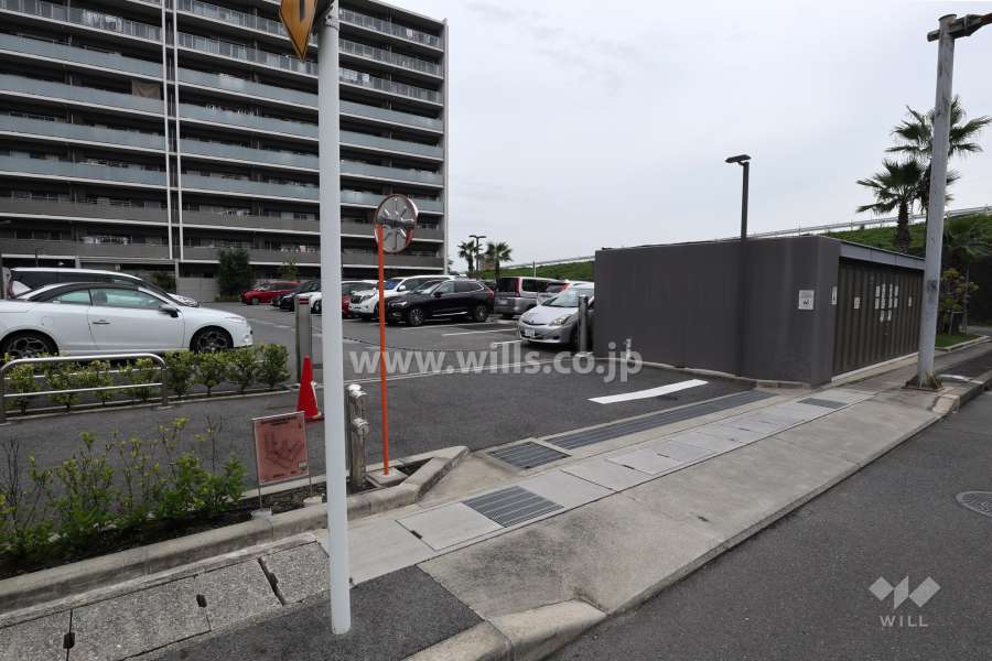 駐車場の出入り口