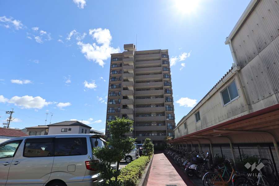 プリンスハイツ庄内緑地公園の外観（北側から）