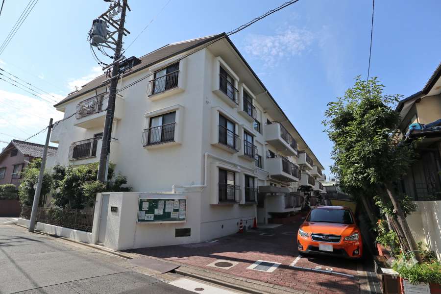 荘苑浄心の外観（北東側から）