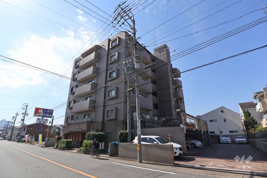 ライオンズマンション浄心の外観（北東側から）