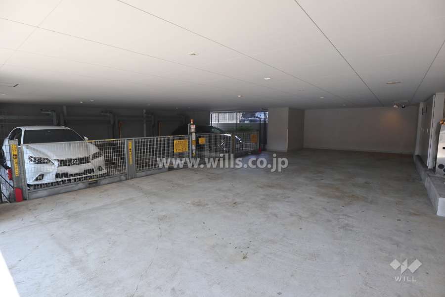 敷地内駐車場(屋内機械式)