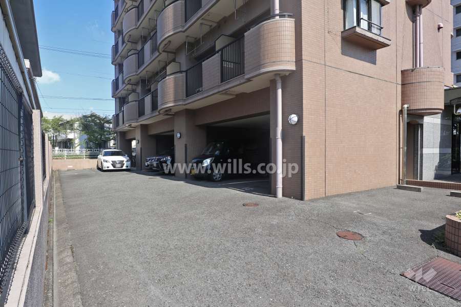 敷地内駐車場(屋内平面式)