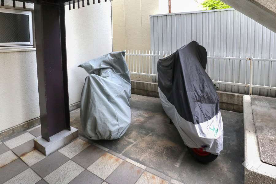 バイク置場