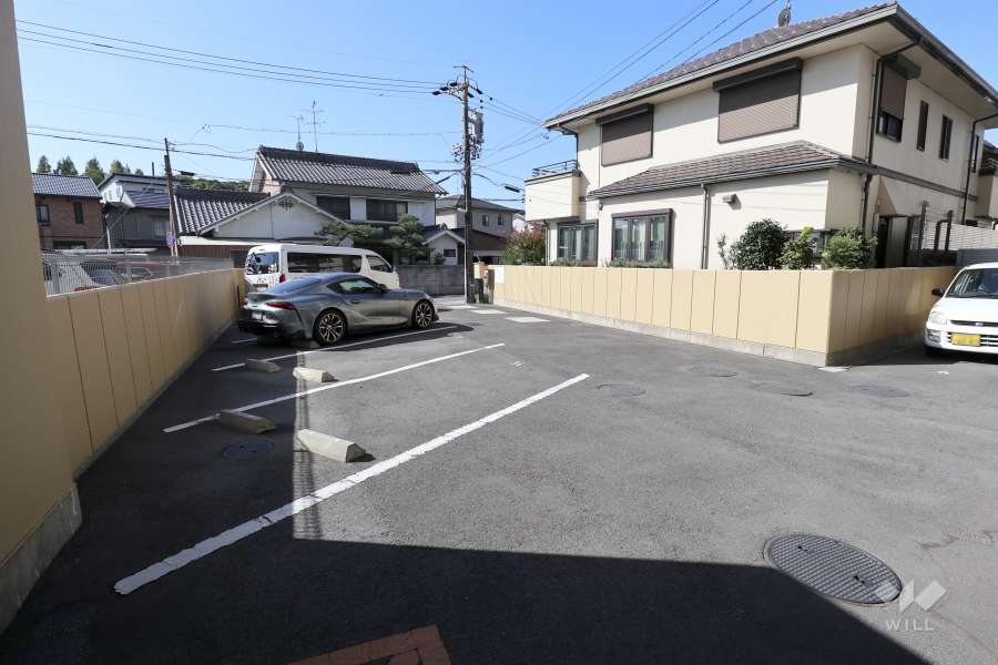 敷地内駐車場（屋外平面式）