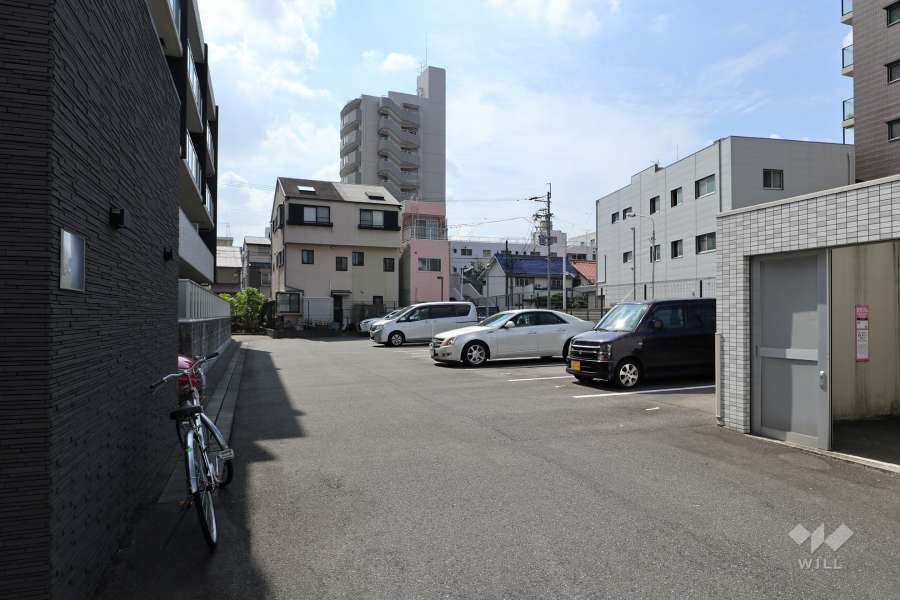 敷地内駐車場（屋外平面式）