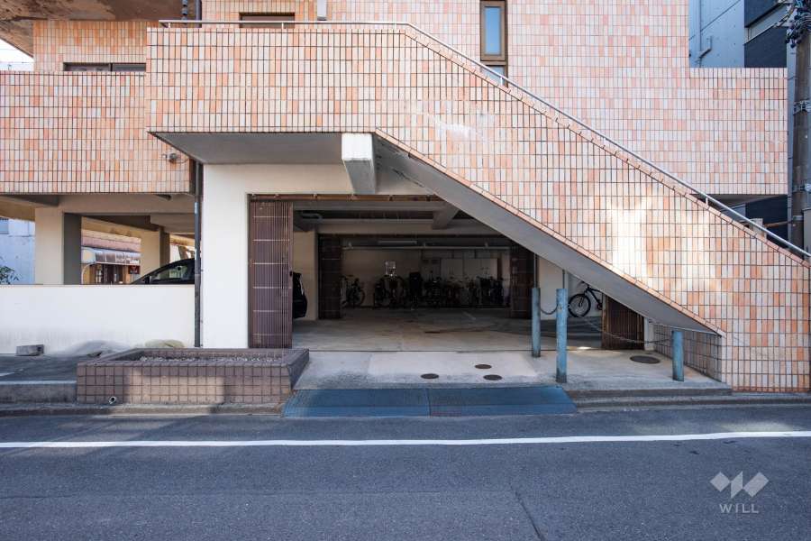 敷地内駐車場（屋内平面式）