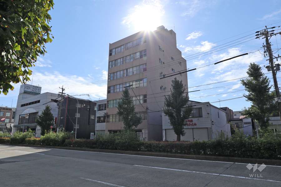 ノマツビルの外観（北西側から）