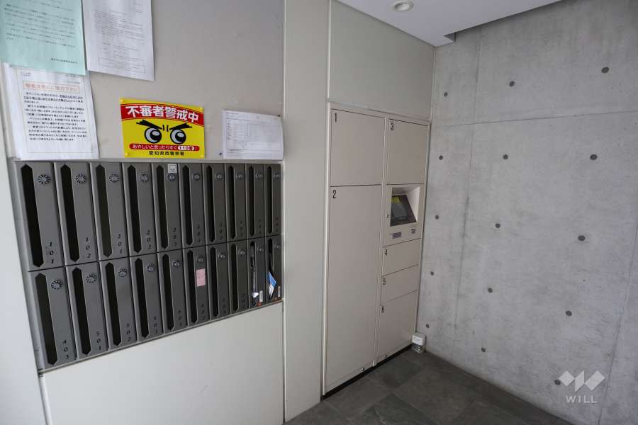 宅配ボックスと共用ポスト