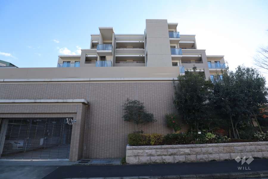 グランドメゾン城西三丁目の外観（北側から）