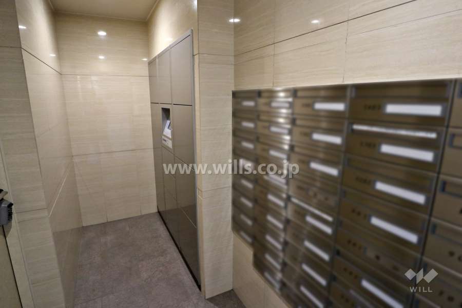 宅配ボックスと共用ポスト