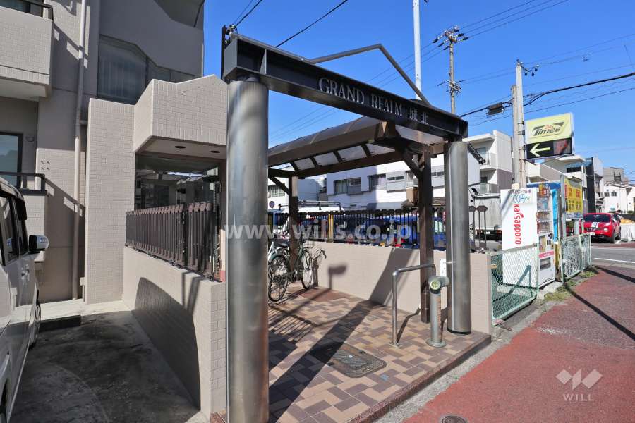 エントランスアプローチ