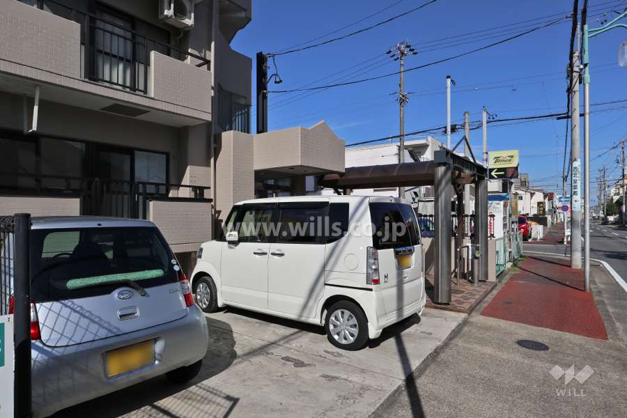 敷地内駐車場(屋外平面式)