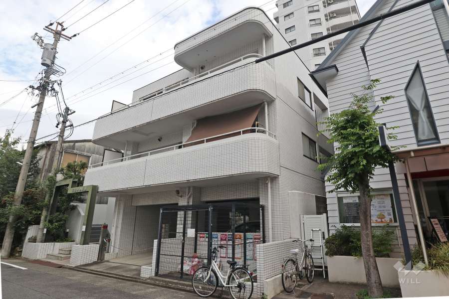 荘苑浄心本通B棟の外観（南西側から）