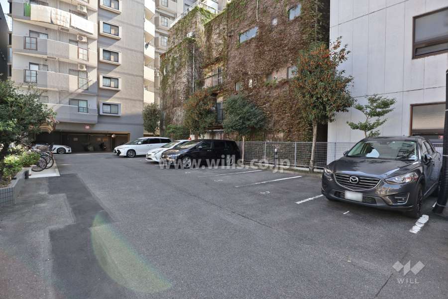 敷地内駐車場(屋外平面式)