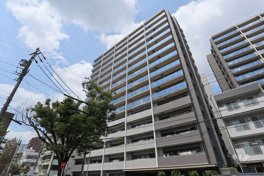 ライオンズミッドナゴヤレジデンスの外観（南東側から）