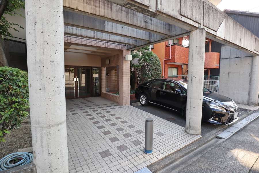 エントランスアプローチ