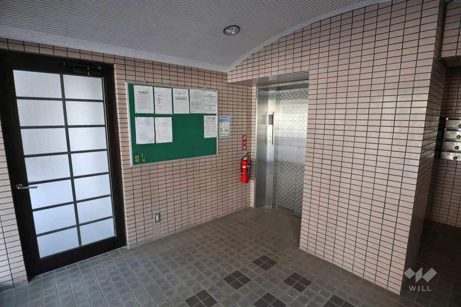 エントランスホール