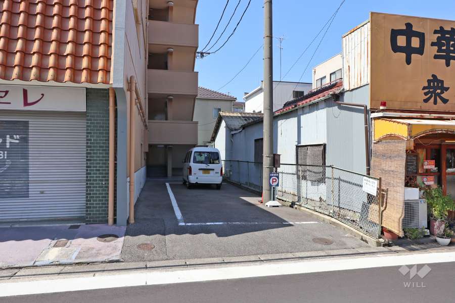 敷地内駐車場（屋外平面式）