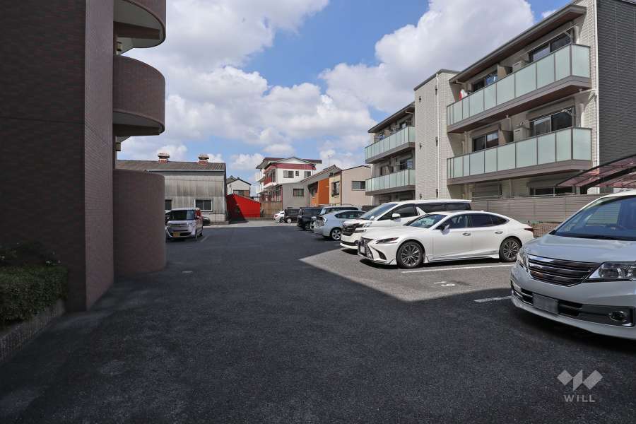 敷地内駐車場（屋外平面式）