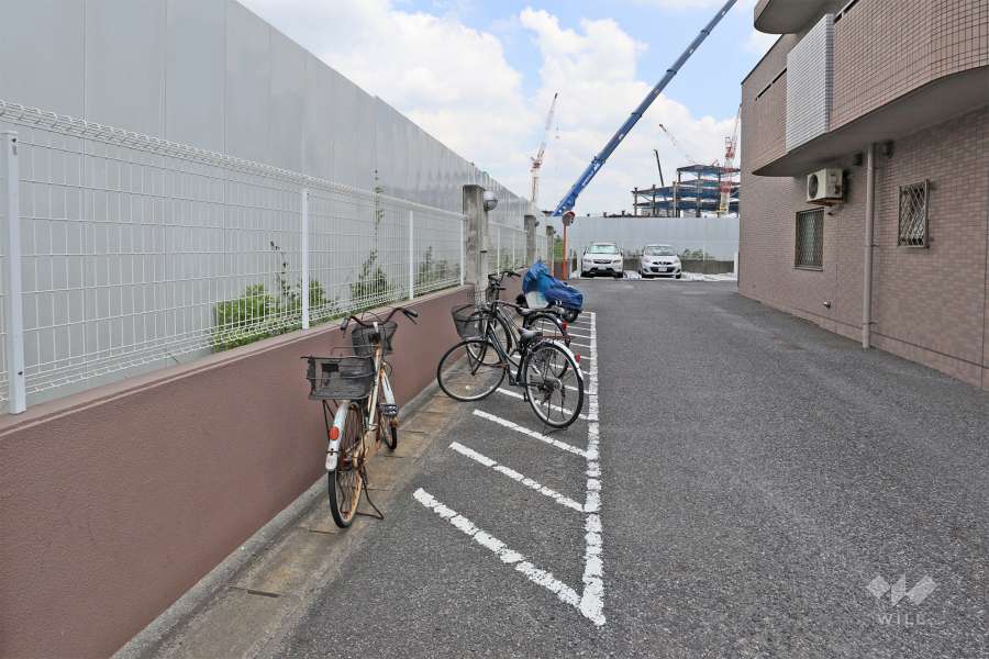 駐輪場、バイク置場