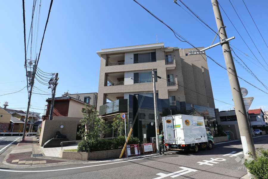 ライオンズマンション庄内緑地の外観（北東側から）