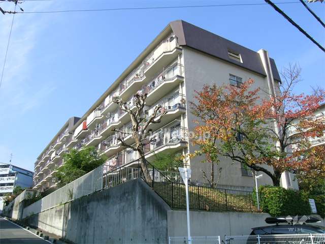 マンション内で最前列の千里関大前コーポラスＣ棟