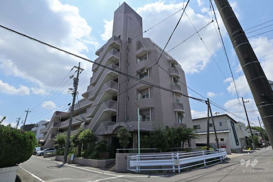 グランドメゾン中小田井の外観写真（北西側から）