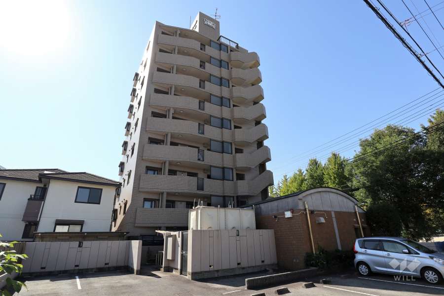 ライオンズマンション中小田井公園の外観（北東側から）