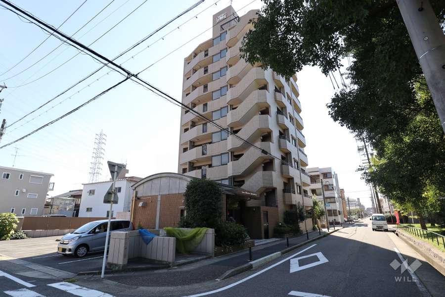 ライオンズマンション中小田井公園の外観（北西側から）