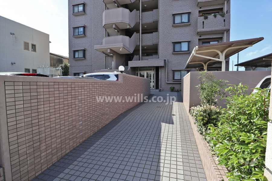 エントランスアプローチ