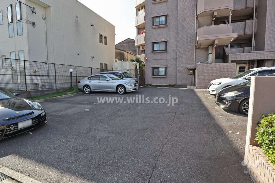 敷地内駐車場(屋外平面式)