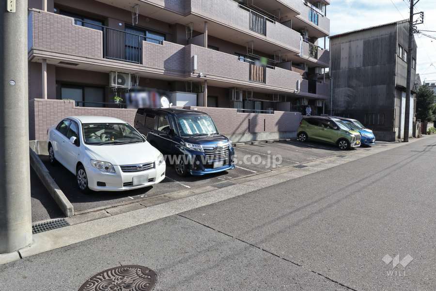 敷地内駐車場(屋外平面式)