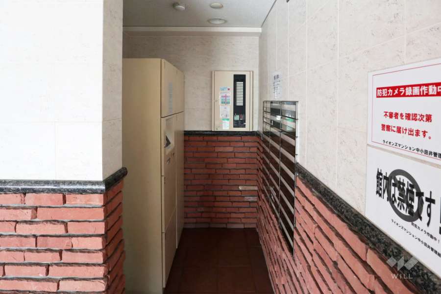 宅配ボックスと共用ポスト