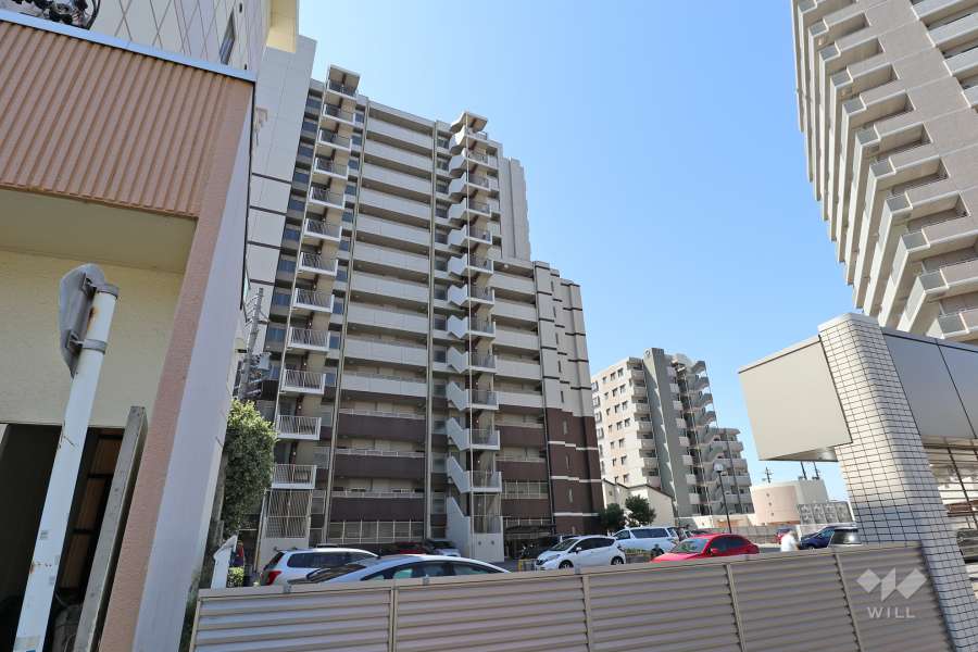 バンベール上小田井の外観（北東側から）