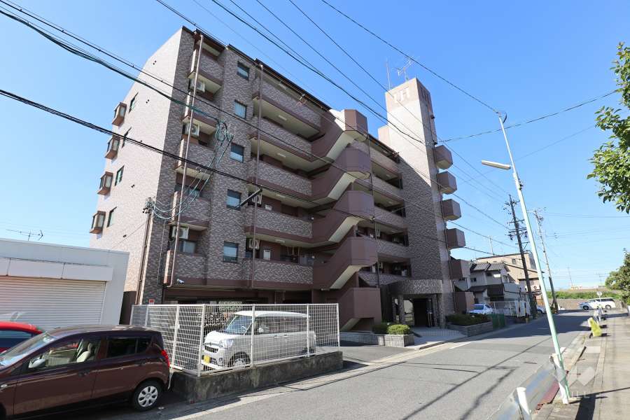 ユーハウス中小田井の外観（北東側から）