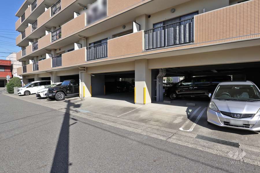 敷地内駐車場（屋内平面式）