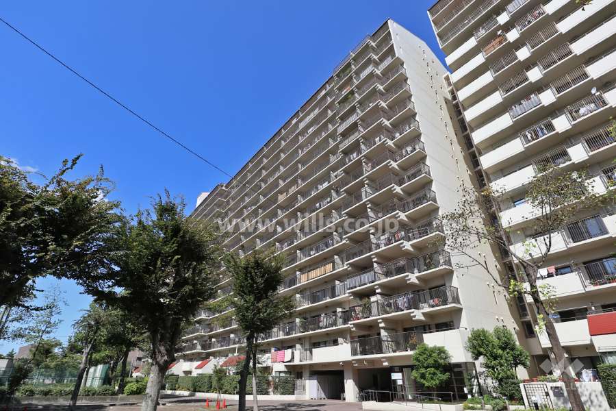 パークシティ鳥見B棟の外観(南東側から)